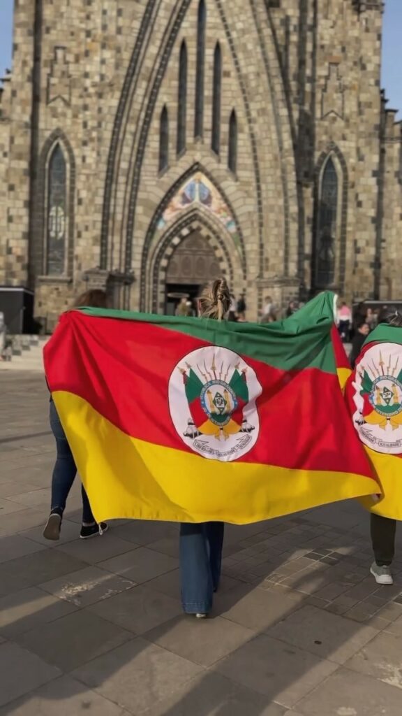 Foto da Bandeira de Gramado