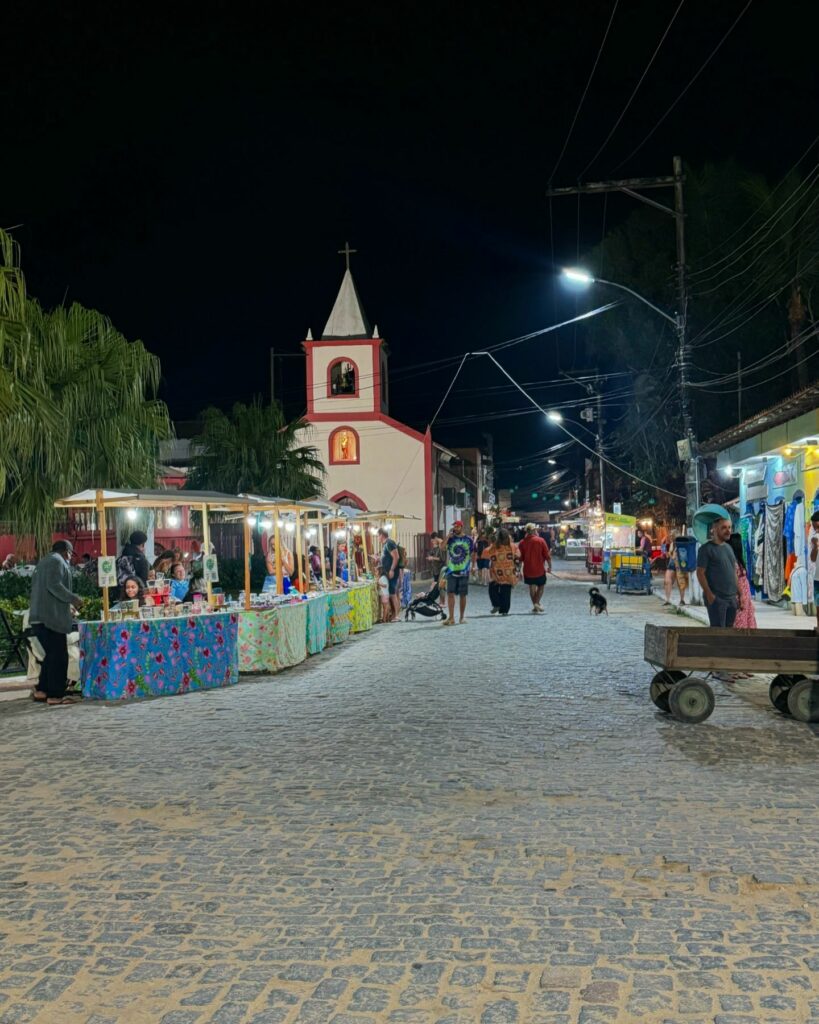 Vila do Abraão, feira ao ar livre em Ilha Grande 