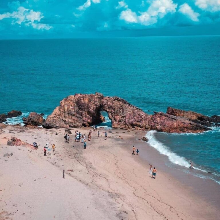 Pedra Furada Jericoacoara - Ceará