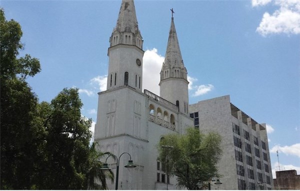 Igreja matriz de Teresina e Praça da Bandeira