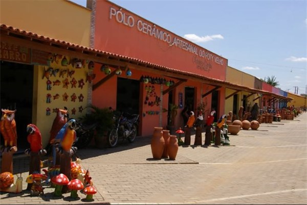 Polo Cerâmico Artesanal 