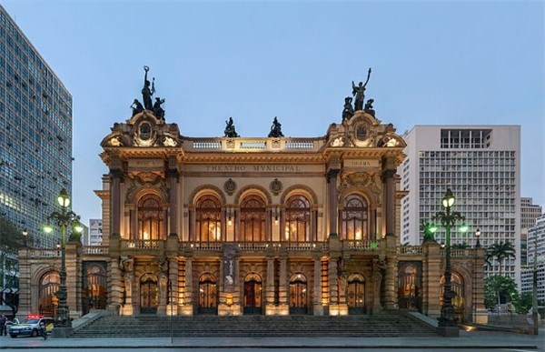 Theatro Municipal está localizado no Centro de São Paulo