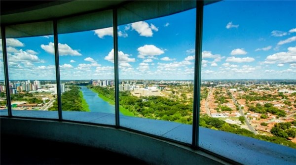 Vista de dentro do Mirante da Ponte Estaiada Teresina